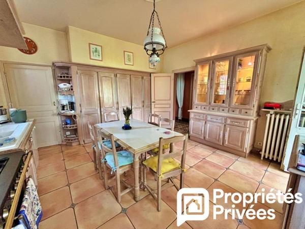 Maison de caractère ? 185 m² ? Mehun-sur-Yèvre (18500)