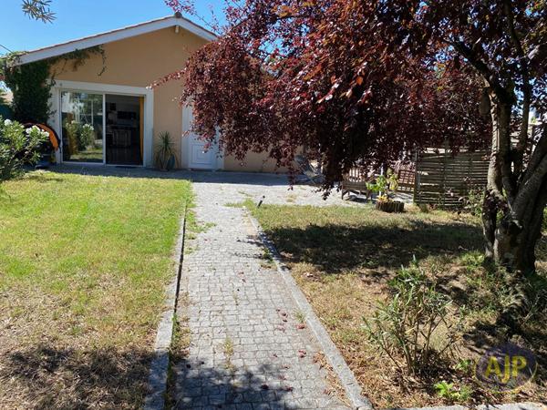 Vente maison Gradignan : 395 000 € - AJP Immobilier Le Bouscat