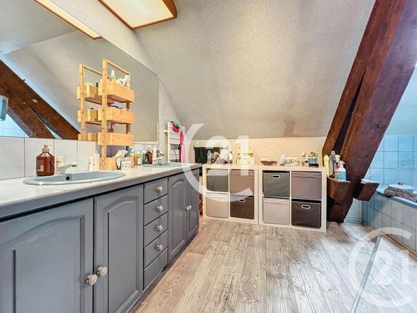 Appartement Duplex à vendre  6 pièces - 136,20 m2 VOUJEAUCOURT - 25