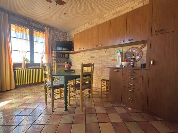 Prissé (71960) Villa