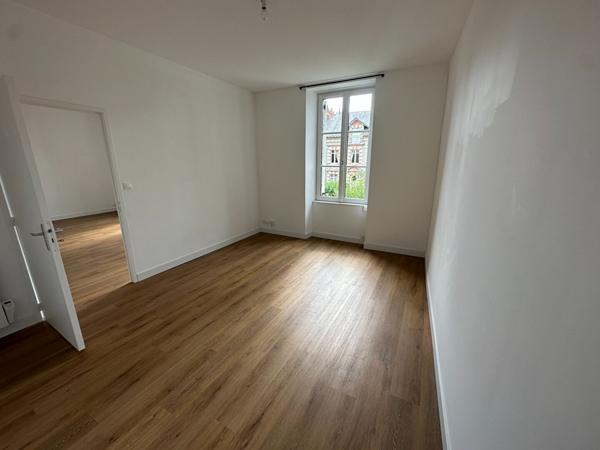 A Louer Vide A L'annee Appartement Guerande 3 Pièce(s) 68.62 M2