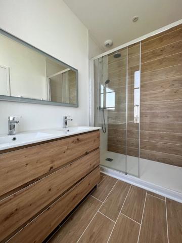 A Louer Vide A L'annee Appartement Guerande 3 Pièce(s) 68.62 M2