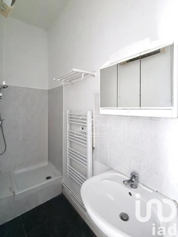 Appartement à vendre 1 pièce 22 m² Nîmes-Saint-Césaire