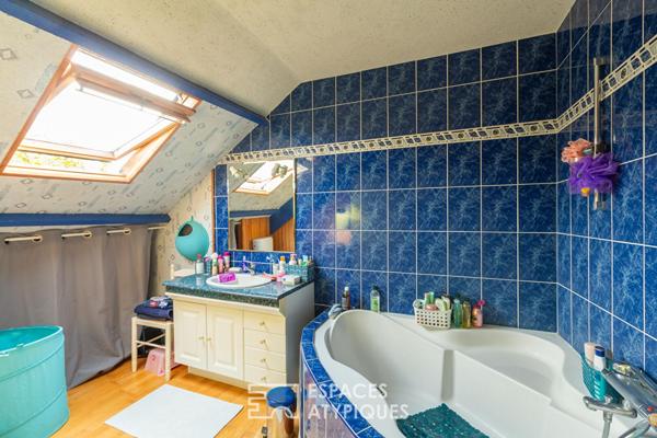 Belle maison d’époque et sa piscine à Quessoy