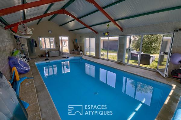 Belle maison d’époque et sa piscine à Quessoy