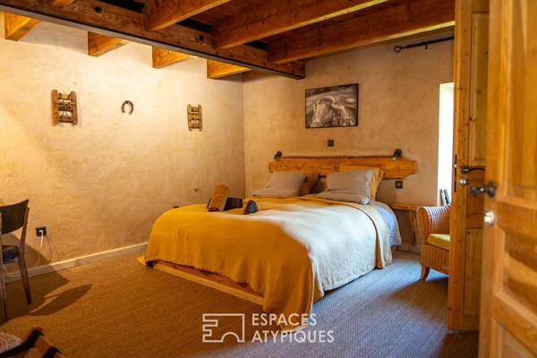 En Haute Ardèche, l’accueil serein, d’une propriété de caractère.