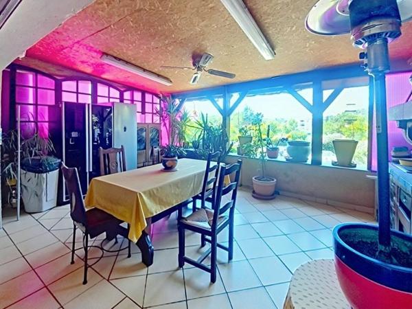 Maison de ville Vidauban 2 ch 89.10 m2 et garage 110 m2