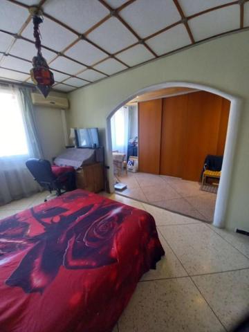 Maison de ville Vidauban 2 ch 89.10 m2 et garage 110 m2