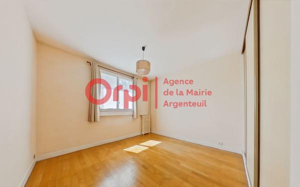 Appartement à vendre    3 pièces • 61,98 m2 Argenteuil