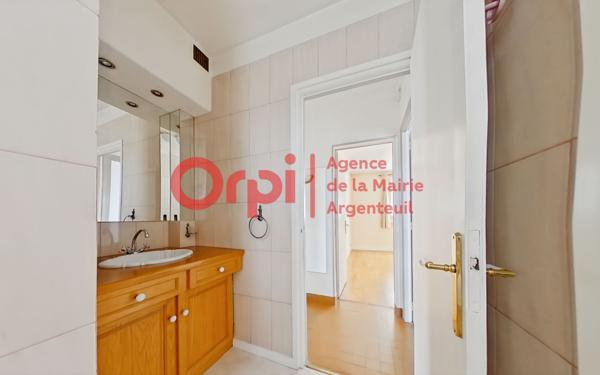 Appartement à vendre    3 pièces • 61,98 m2 Argenteuil