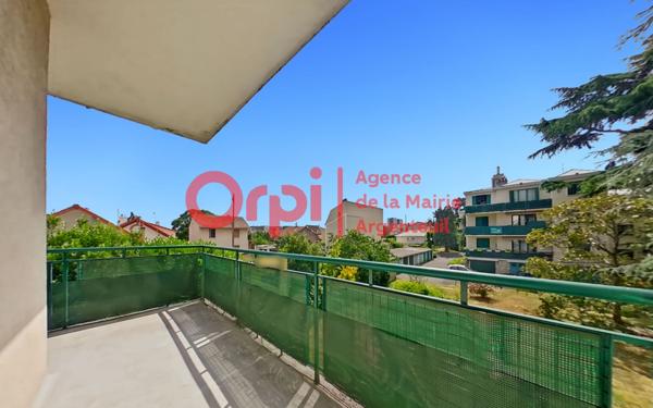 Appartement à vendre    3 pièces • 61,98 m2 Argenteuil