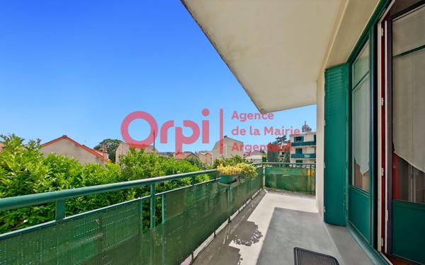 Appartement à vendre    3 pièces • 61,98 m2 Argenteuil