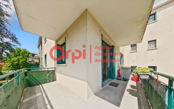 Appartement à vendre    3 pièces • 61,98 m2 Argenteuil