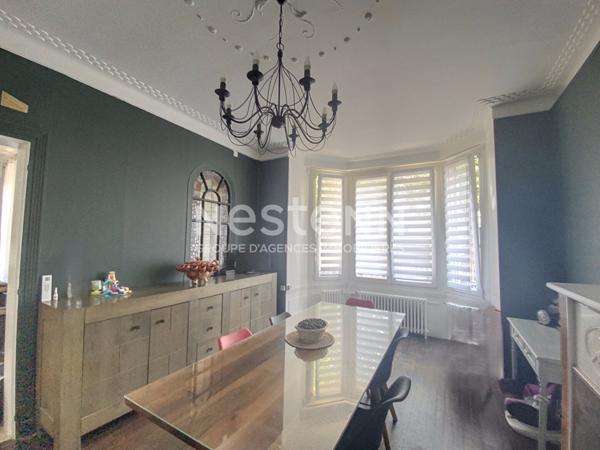 MAISON DE MAITRE - INDIVIDUELLE - TERGNIER (02700) - 159 M² - 5 CHAMBRES