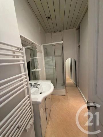 Appartement à vendre  2 pièces - 48,75 m 2   MARSEILLE  - 13004