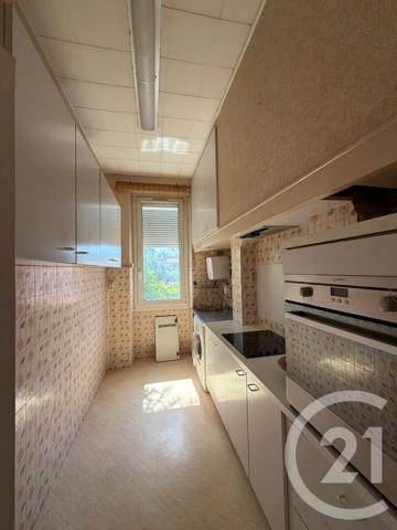 Appartement à vendre  2 pièces - 48,75 m 2   MARSEILLE  - 13004