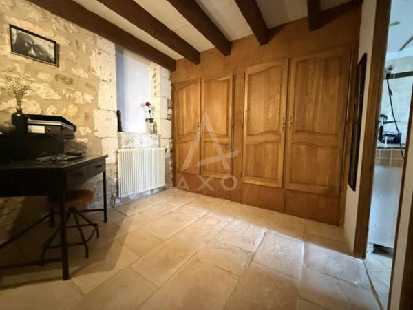 MAGNAC SUR TOUVRE - MAISON ATYPIQUE 6 PIECES AVEC PISCINE