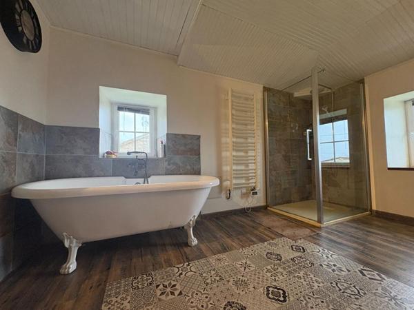 Maison Celles Sur Belle 219 m² avec 6 chambres