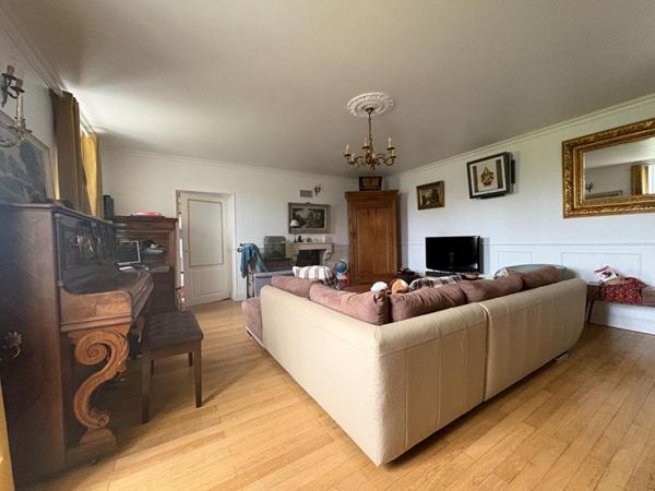 Maison Celles Sur Belle 219 m² avec 6 chambres