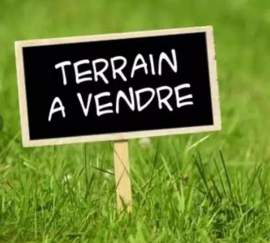 IRIGNY ! TERRAIN CONSTRUCTIBLE 438 M² – PROCHE LYON