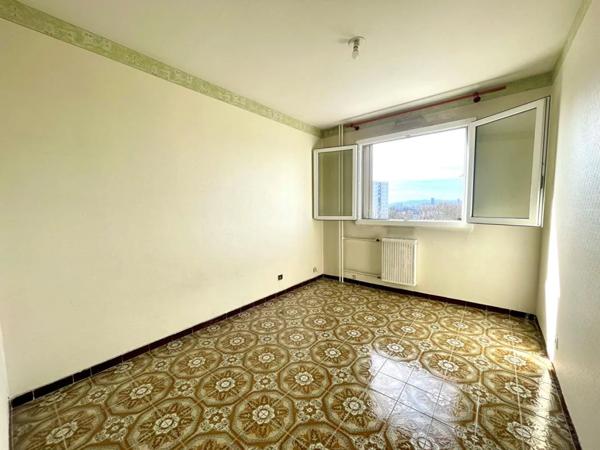 Appartement à vendre à Vaulx-en-Velin (69120)