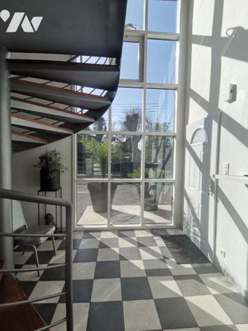 MONTFORT SUR MEU - Centre-ville, maison de 214 m² hab., 6 chambres et terrain de 680 m².