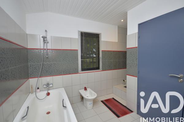 Maison à vendre 6 pièces 171 m² Cuxac-d'Aude