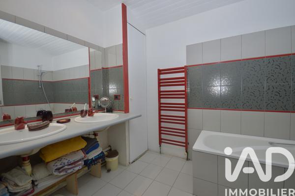 Maison à vendre 6 pièces 171 m² Cuxac-d'Aude