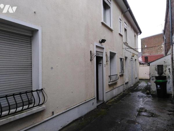 RAISMES - ENSEMBLE IMMOBILIER A RENOVER