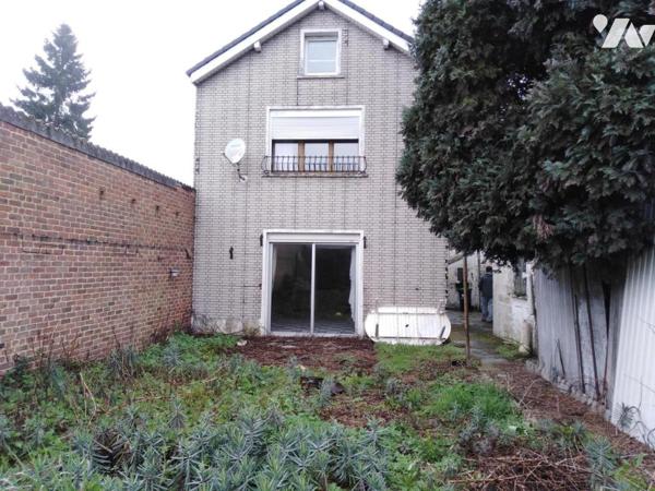 RAISMES - ENSEMBLE IMMOBILIER A RENOVER