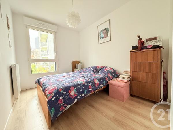 Appartement F3 à vendre  3 pièces - 70,34 m2 ST OUEN - 93