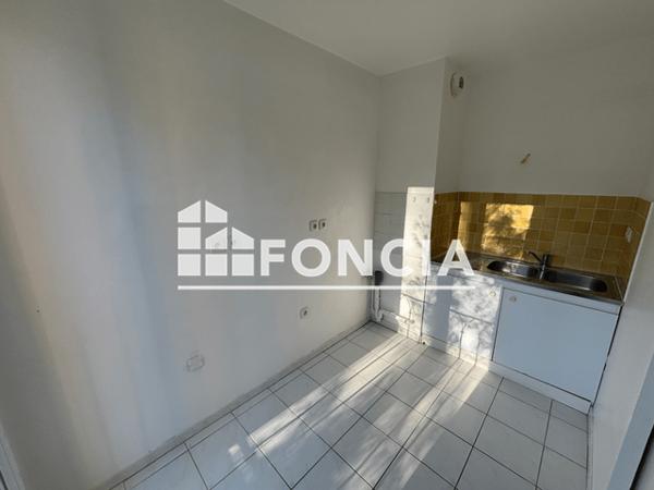 Location Appartement 2 pièces 43.45 m² - 45 AV SAINT MITRE DES CHAMPS Aix-en-provence 13090