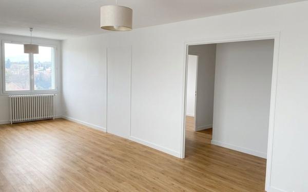 Appartement à vendre    5 pièces • 86,89 m2 Rives