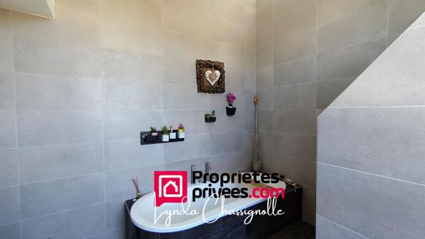 Maison à Riorges - dépendances - Garage