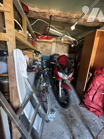 Maison de village rénovée avec garage et vue dégagée sur les Corbières