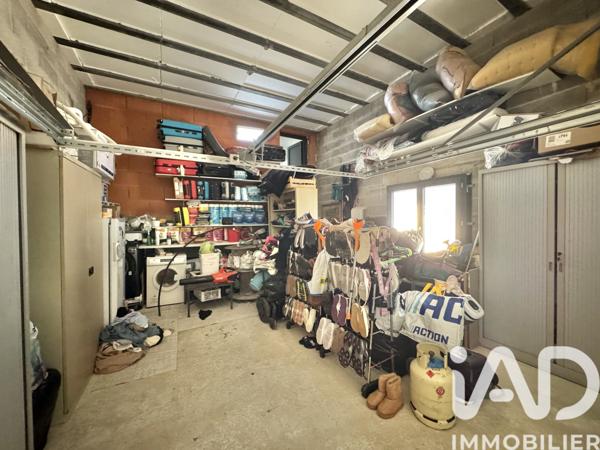 Maison à vendre 5 pièces 221 m² Nîmes