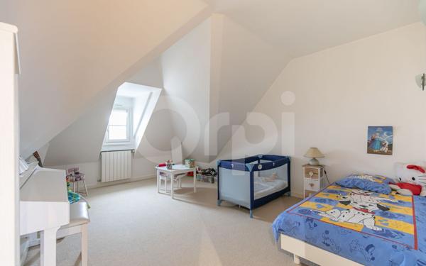 Maison à vendre    5 pièces •  Chennevières-sur-Marne