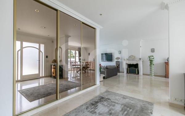 Maison à vendre    5 pièces •  Chennevières-sur-Marne