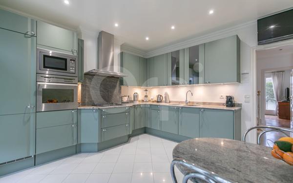 Maison à vendre    5 pièces •  Chennevières-sur-Marne