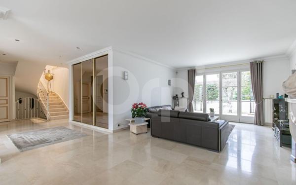 Maison à vendre    5 pièces •  Chennevières-sur-Marne