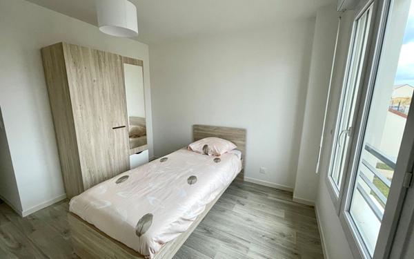 Maison à louer    5 pièces •  Épône