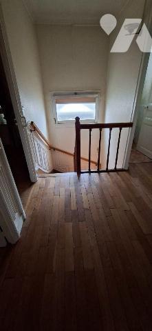 Maison mitoyenne à vendre à SOISSONS, proche centre-ville dans quartier résidentiel tranquille ...