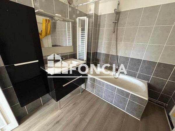 Location Appartement 4 pièces 79.7 m² - 270 RUE DU DAUPHINE - RESIDENCE LE CONSTELLATION - 34200 SETE Sete 34200