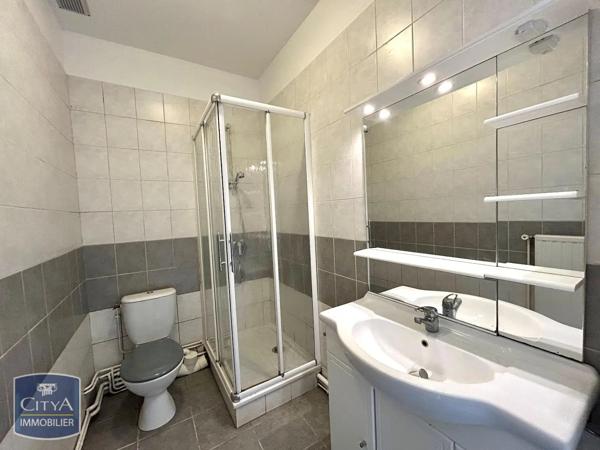 Appartement à louer 2 pièces 57.5m² Firminy (42700)