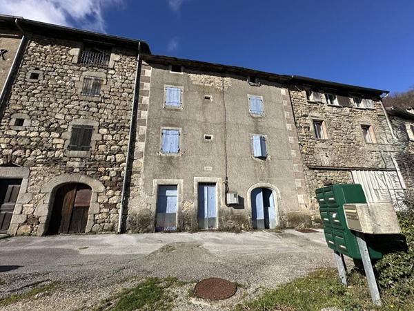 Maison  de village 4 pièces avec combles aménageables