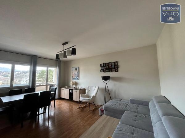 Appartement à louer 3 pièces 66m² Chambéry (73000)