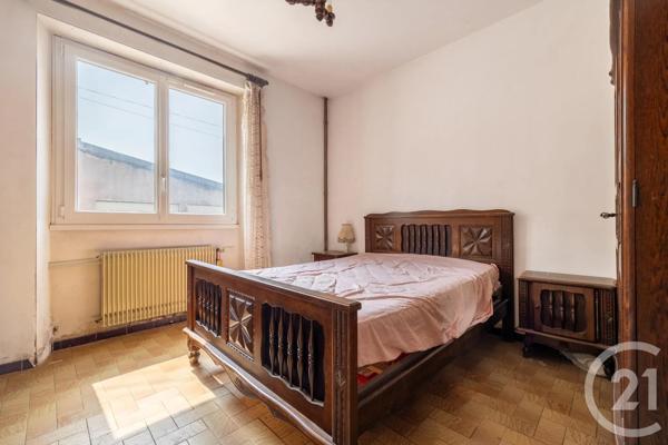 Maison à vendre  4 pièces - 122,67 m 2   CARMAUX  - 81