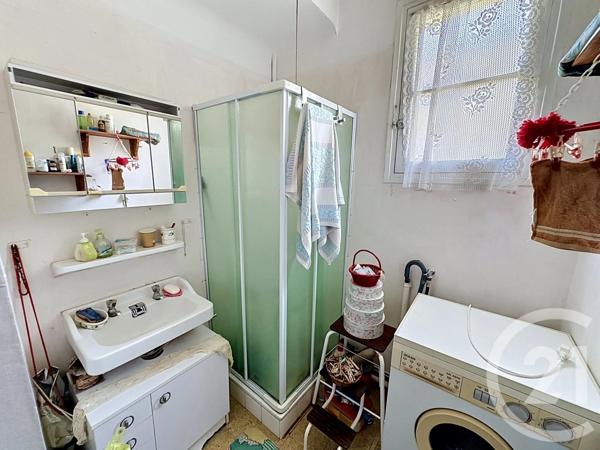 Appartement F3 à vendre  3 pièces - 63,72 m 2   AMELIE LES BAINS PALALDA  - 66