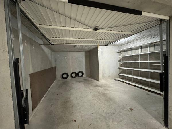 PARKING/GARAGE à Vaux sur Mer