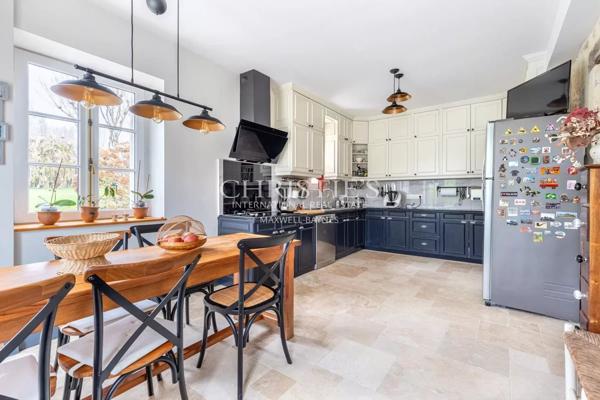 À 20 minutes de Bordeaux – Élégante propriété de charme sur 3,6 hectares – Maison de maître, maison d’amis et dépendances